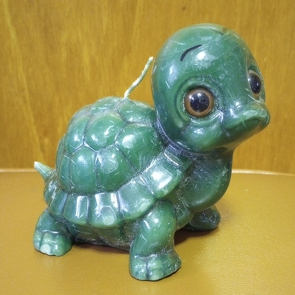 Accents | Vintage Turtle Shaped Green Candle | Poshmark